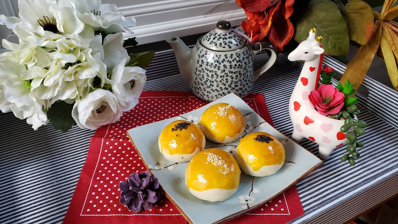 Matcha Egg Yolk Pastry (1 pc)